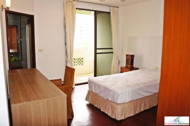 Raintree Village Apartment | Spacious Three Bedroom Condo with Bonus Rooms for Rent in Phrom Phong-17