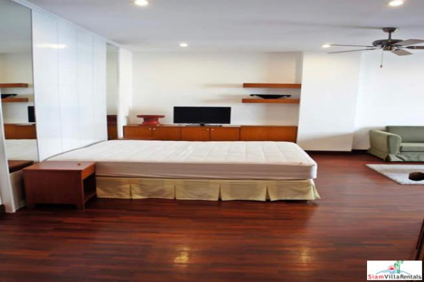Raintree Village Apartment | Spacious Three Bedroom Condo with Bonus Rooms for Rent in Phrom Phong-22