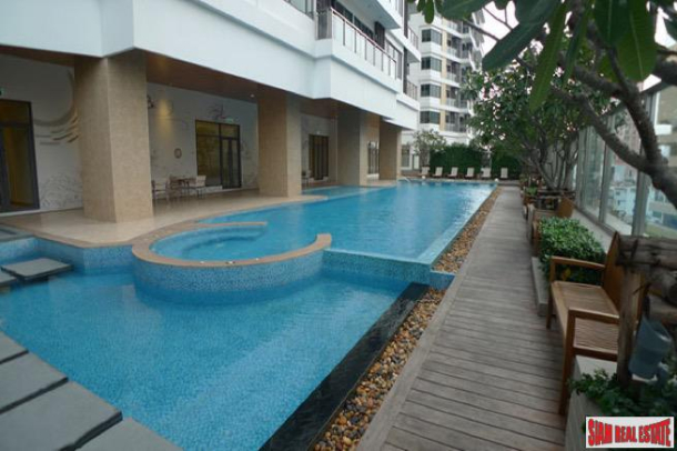 Fantastic Two Bedroom Condo Only 30 meters to the Cha-Am Beach-27