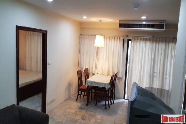 Saranjai Mansion | Large One Bedroom with Balcony and Pool View for Rent on Sukhumvit 6, Bangkok-17