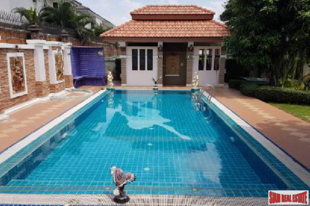 De Ville Srinakarin | Luxury Spacious Home for Sale with Private Pool in Bangna, 10 min from Mega Bangna-5