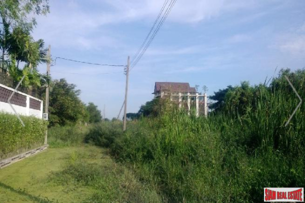 Residential Building Land Over 7 Rai at Krungthep Kreetha, Bang Kapi-2