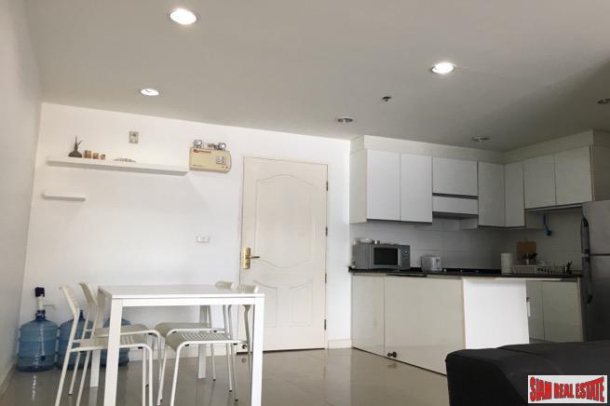 Serene Place | Two Bedroom Low Rise Condo Near Shopping and the Park in Phrom Phong-11