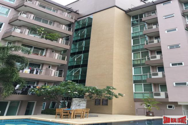 Serene Place | Two Bedroom Low Rise Condo Near Shopping and the Park in Phrom Phong-5