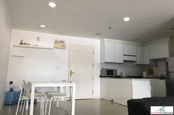 Serene Place | Two Bedroom Asoke Condo For Rent Near Shopping and Benchasiri Park-11