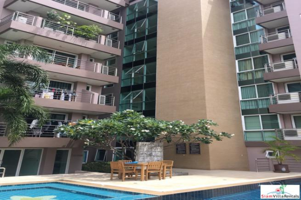 Serene Place | Two Bedroom Asoke Condo For Rent Near Shopping and Benchasiri Park-17