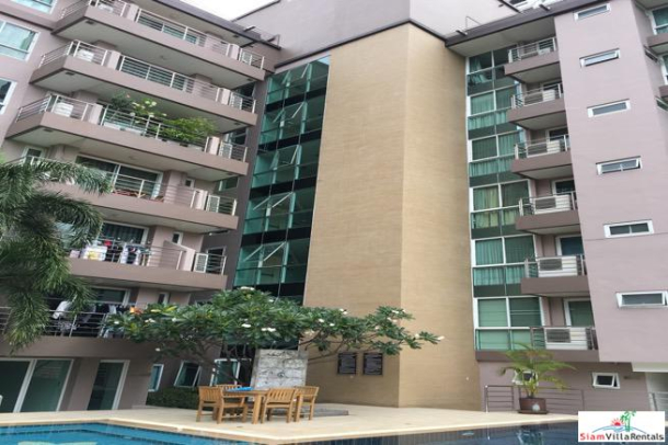 Serene Place | Two Bedroom Asoke Condo For Rent Near Shopping and Benchasiri Park-5