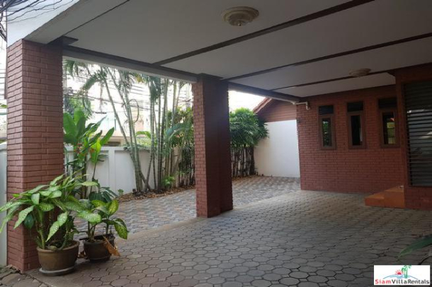 Villa 49 | Three Storey Four Bedroom Townhouse with Pool Views for Rent  in Thong Lo-7