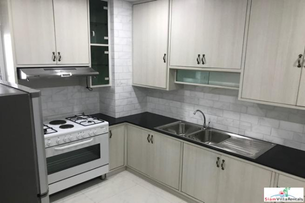 Grand Ville House 2 | Extra Large Three Bedroom Condo for Rent only 560 Meters to BTS Asok-25