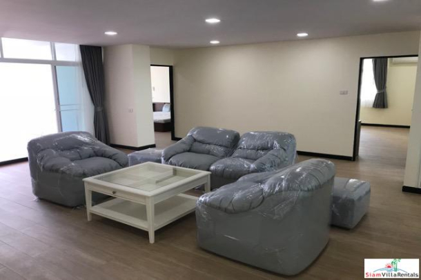 Grand Ville House 2 | Extra Large Three Bedroom Condo for Rent only 560 Meters to BTS Asok-6