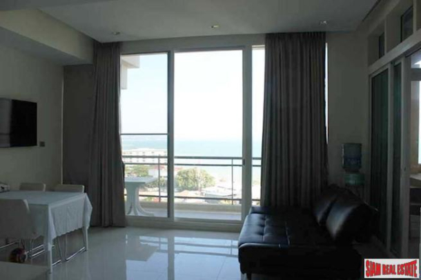Sea Views from this Four Bedroom Luxury Duplex in Jomtien-7