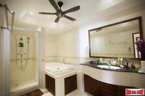 Beautiful 4 Bedrooms 4 Bathroom Large Areas House with Sala  - East Pattaya-24