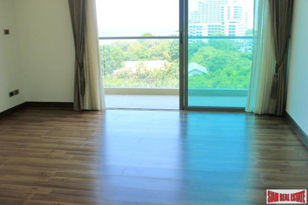 Spacious One Bedroom with Sea View Minutes from the Beach in Jomtien-23