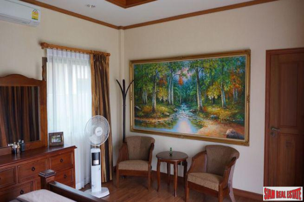 Three Bedroom Private Pool Villa in East Pattaya-14
