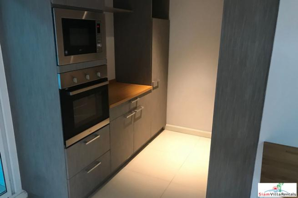 New Modern Three Bedroom Apartment with Easy Access to BTS Phloen Chit-21