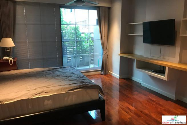 New Modern Three Bedroom Apartment with Easy Access to BTS Phloen Chit-7