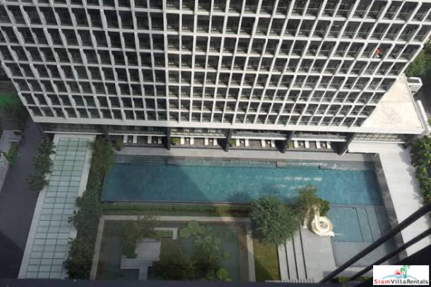 Noble Ploenchit | Three Bedroom Duplex on the 38th & 39th Floor in Phloen Chit-24