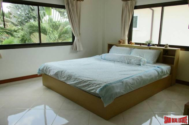Three Bedroom with Private Pool and Lush Tropical Gardens in Kathu-11