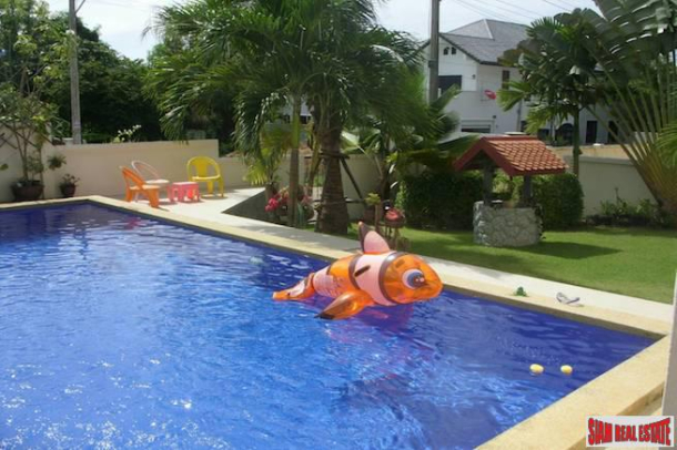 Three Bedroom with Private Pool and Lush Tropical Gardens in Kathu-15