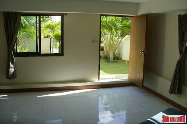Three Bedroom with Private Pool and Lush Tropical Gardens in Kathu-5