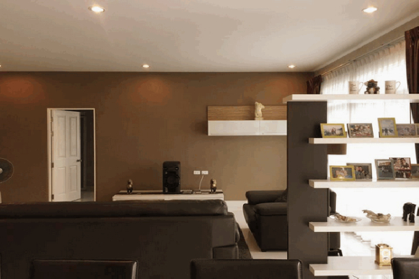 Brand new development 3 bedroom pool villa for sale -Hauy yai-18