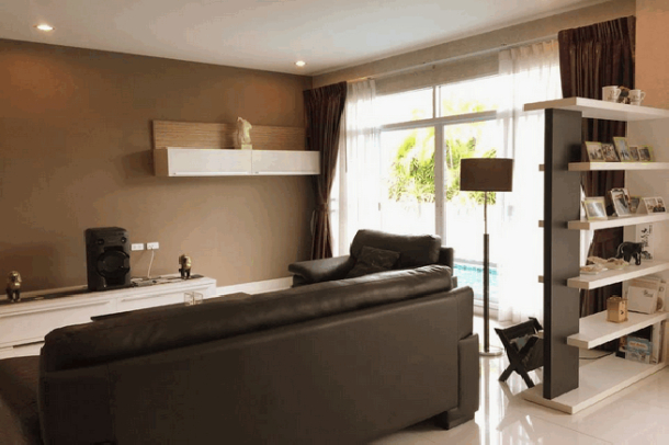 Brand new development 3 bedroom pool villa for sale -Hauy yai-2