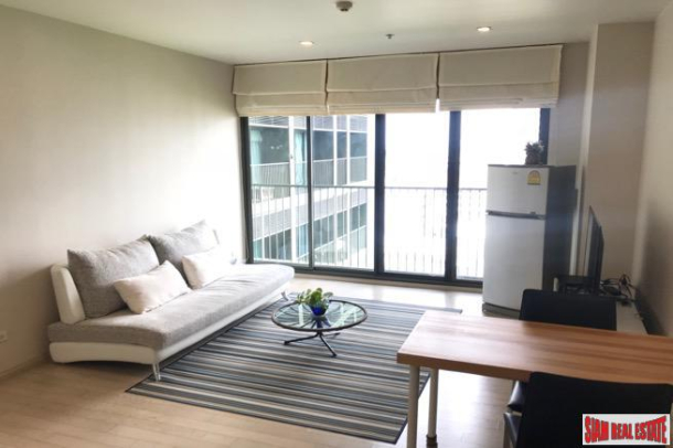 Noble Solo | Large One Bedroom Condominium in a Desirable Area of Thong Lo-6