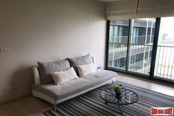 Noble Solo | Large One Bedroom Condominium in a Desirable Area of Thong Lo-7