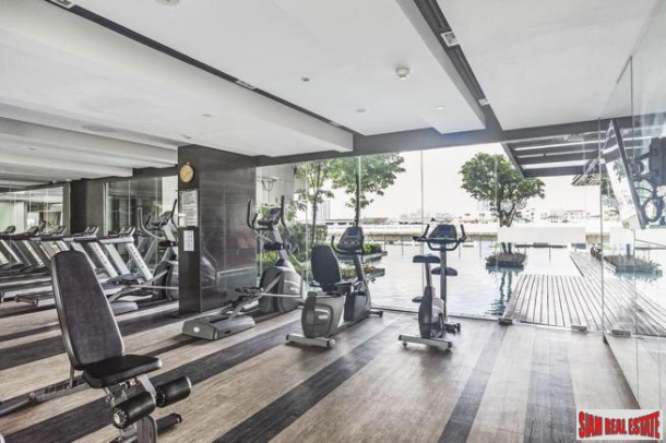 Teal Sathorn- Taksin | City Views and Close to the BTS in the Three Bedroom Condo in Wongwian Yai-27