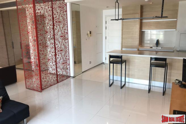 Aguston Sukhumvit 22 | Expansive City Views from this One Bedroom Condo in Phrom Phong-4