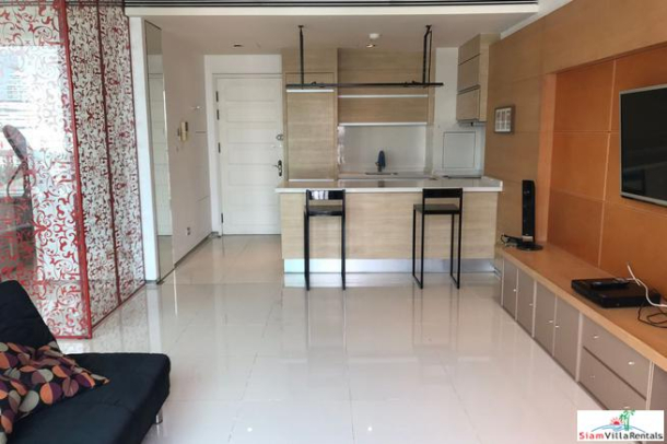 One Bedroom Condo with Expansive City Views in Phrom Phong-15
