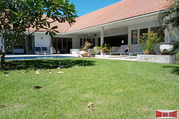 Spacious 3 Bed Pool Villa for Sale with Great Views of Big Buddha in Chalong-15