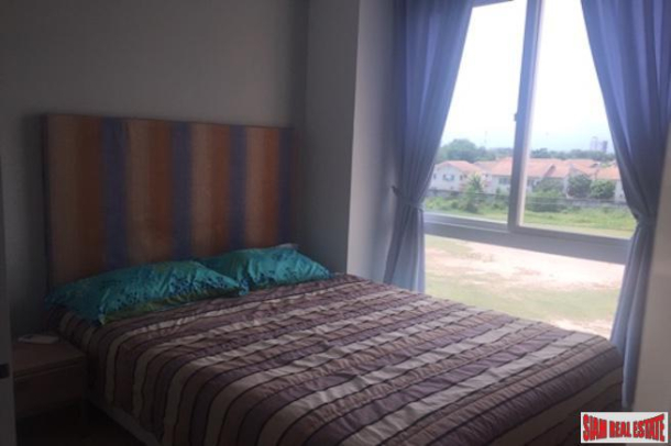 Large Sunny  Two Bedroom Condo in Jomtien-2
