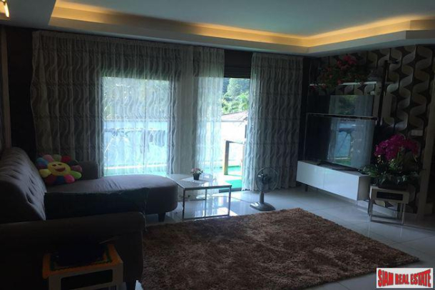 Warm and Inviting Two Bedroom Condo Close to the Beach in Jomtien-3