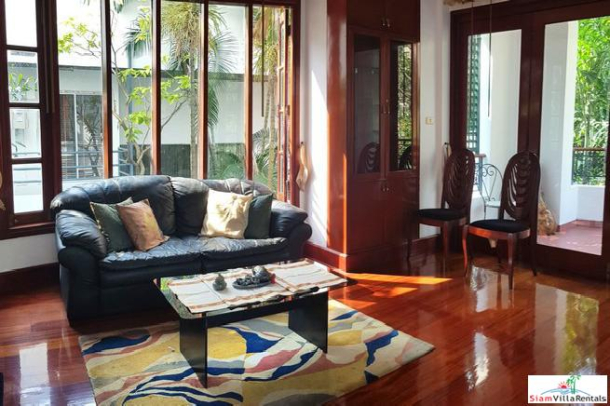 Prestigious Renovated Five Bedroom House in the Heart of Sukhumvit 61 and Close to BTS Ekkamai-15