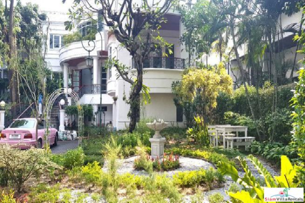 Prestigious Renovated Five Bedroom House in the Heart of Sukhumvit 61 and Close to BTS Ekkamai-3