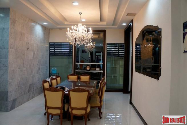 Spectacular Private Five Bedroom, Three Storey Luxury House in Phra Khanong-19