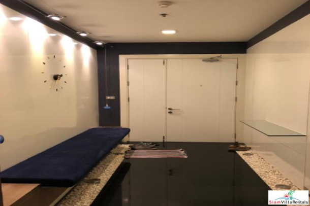 Nusasiri Grand | Roomy and Comfortable Three Bedroom Condo Extremely Close to BTS Ekkamai-10