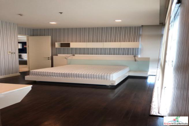 Nusasiri Grand | Roomy and Comfortable Three Bedroom Condo Extremely Close to BTS Ekkamai-12