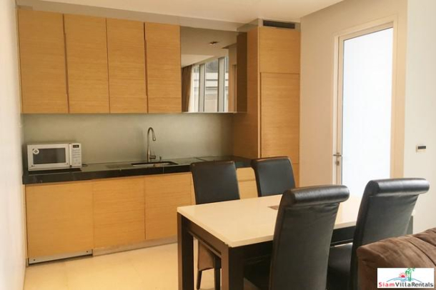Saladaeng Residences | Large One Bedroom Condo with City Views and Modern Facilities in Lumphini-12