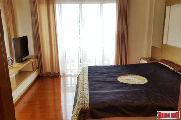 New Two Bedroom  Never Lived-in Sea View Apartment in Jomtien-17