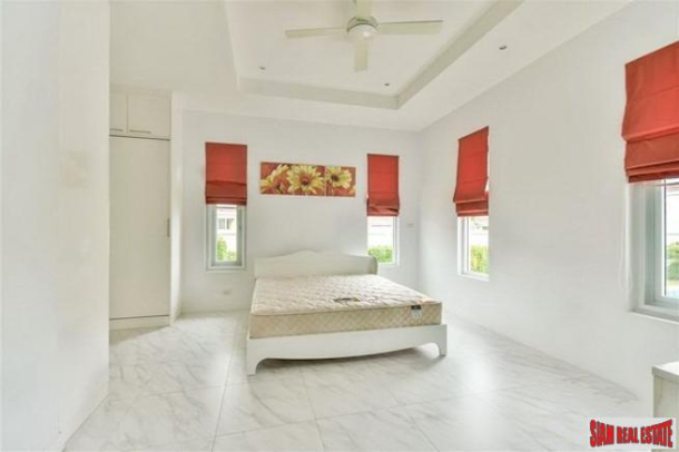 Large Well Maintained Pool Villa with Landscaped Yards in Hua Hin-8