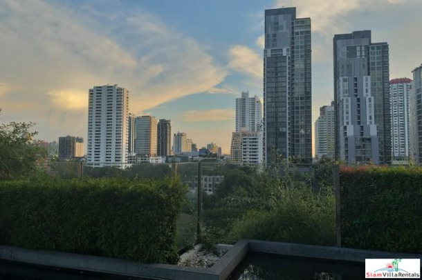HQ by Sansiri | Large Two Bedroom Corner Condo with Great City Views in Thong Lo-11