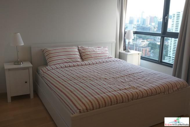 HQ by Sansiri | Large Two Bedroom Corner Condo with Great City Views in Thong Lo-8