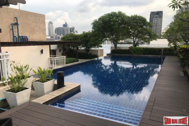Big Two Bedroom in Comfortable and Convenient  Low Rise, Thong Lo-19