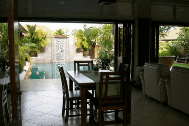 4 bedroom house Thai-bali style for rent -East Pattaya-12