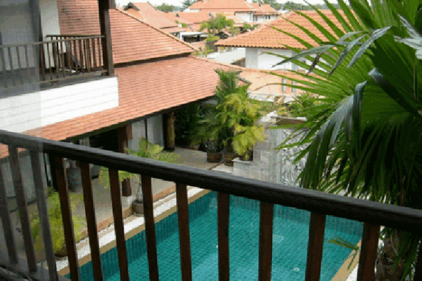 4 bedroom house Thai-bali style for rent -East Pattaya-2