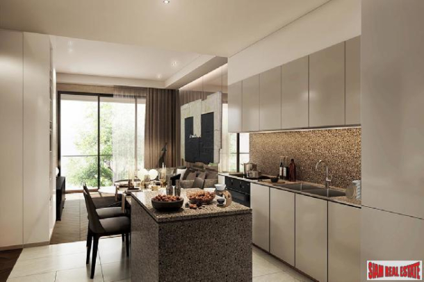 Luxury New Condo in Garden Courtyard Setting in the Heart of Bangkok at Phrom Phong.-16