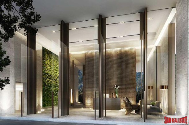 Luxury New Condo in Garden Courtyard Setting in the Heart of Bangkok at Phrom Phong.-8