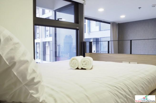 Chewathai Residence Asoke | Cozy Modern One Bedroom Duplex for Rent in Phra Ram 9-11
